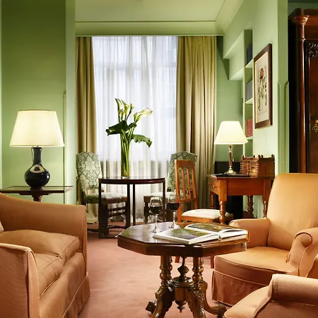 מלון Palazzo Ripetta 5*