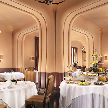 Palazzo Ripetta מלון 5*